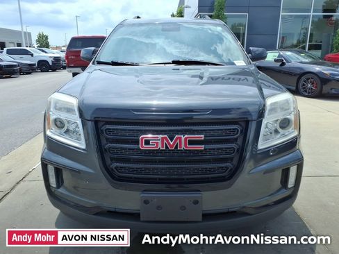 Used 2017 GMC Terrain SLE w/ Nightfall Package AWD/4WD image 3