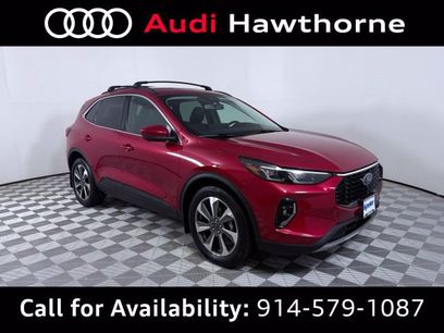 Used 2023 Ford Escape Platinum