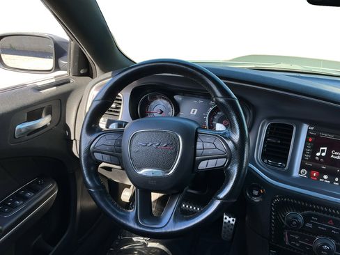 Used 2019 Dodge Charger Scat Pack w/ Dynamics Package image 10