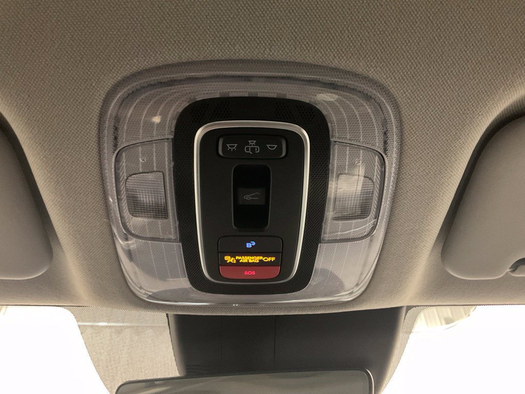 Used 2025 Hyundai Elantra Limited FWD image 31