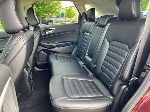 Certified 2023 Ford Edge SEL w/ Convenience Package AWD/4WD image 4