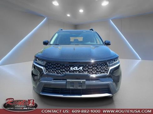 Used 2023 Kia Sorento S AWD/4WD image 9
