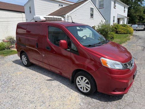 Used 2017 Nissan NV200 SV w/ Technology Package FWD image 11