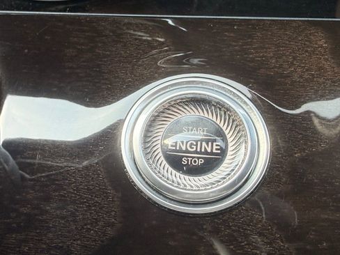 Used 2019 Mercedes-Benz E 300 image 28