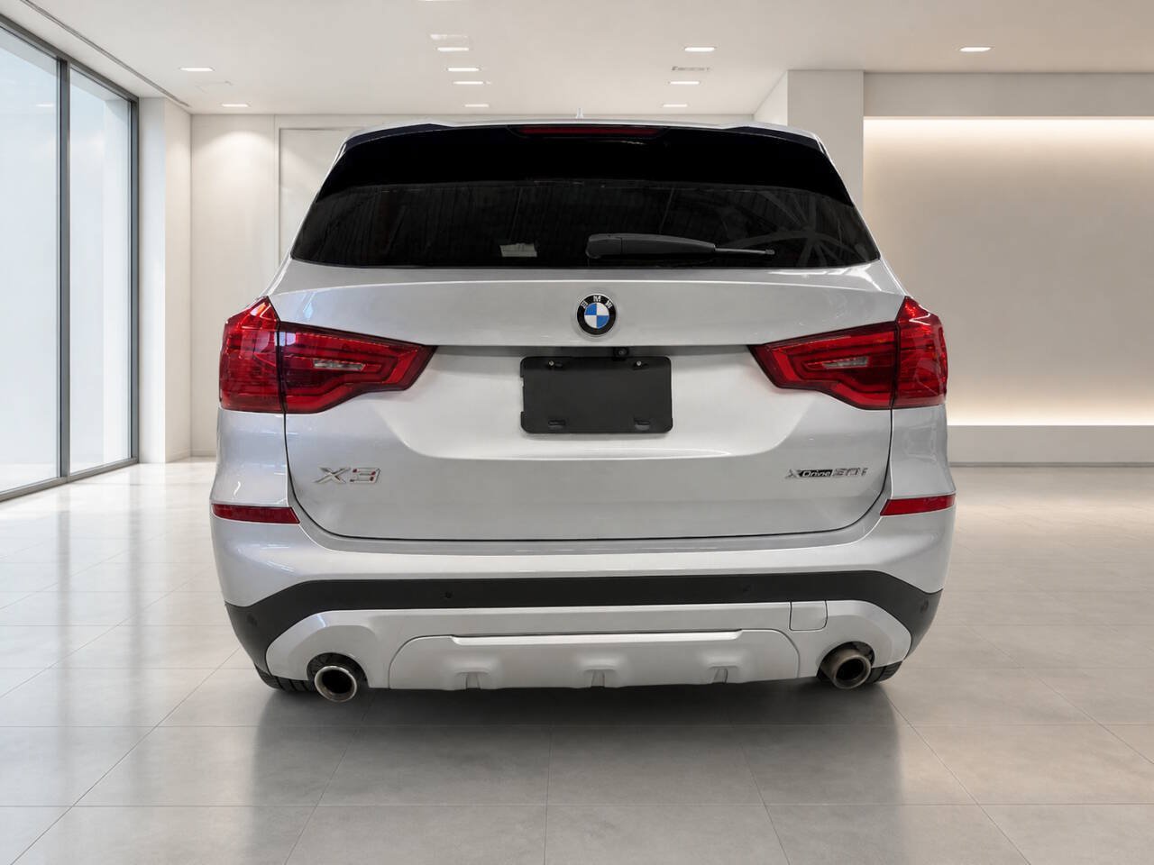 Used 2019 BMW X3 xDrive30i w/ Driving Assistance Package AWD/4WD image 3