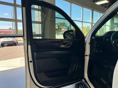 Used 2023 Chevrolet Tahoe LT AWD/4WD image 11