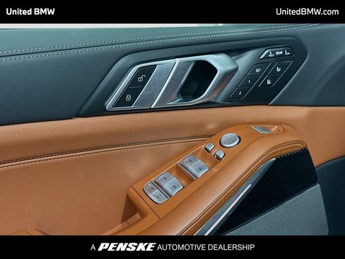 Certified 2025 BMW X7 M60i image 3