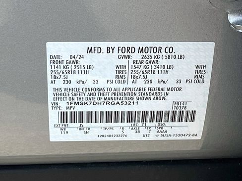 Used 2024 Ford Explorer XLT w/ Equipment Group 202A RWD image 31
