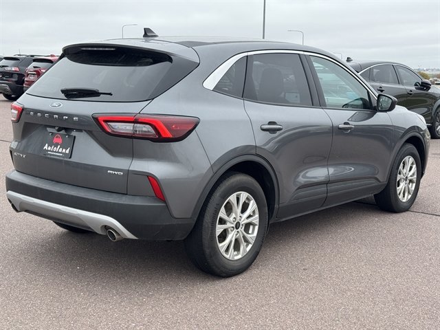 Used 2024 Ford Escape Active AWD/4WD image 6
