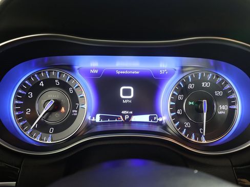 Used 2023 Chrysler 300 Touring w/ Sport Appearance Package image 37