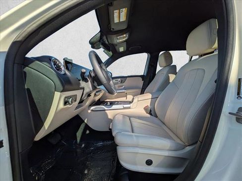 Certified 2025 Mercedes-Benz GLB 250 image 16