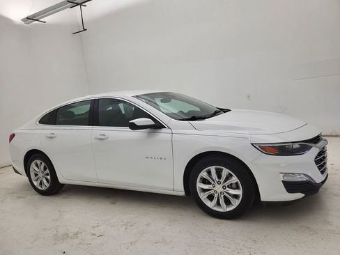 Used 2023 Chevrolet Malibu LT image 1
