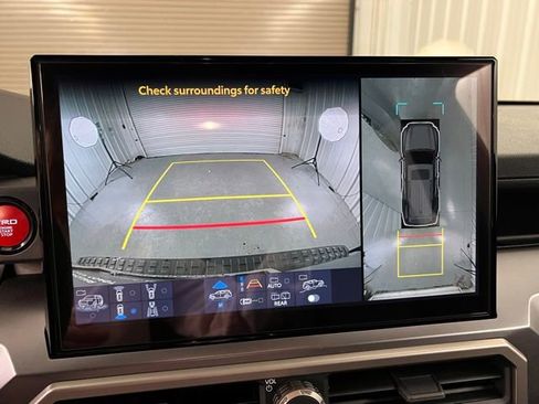 Used 2025 Toyota 4Runner TRD Off-Road Premium image 35