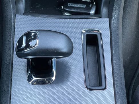 Used 2012 Dodge Charger SXT RWD image 30