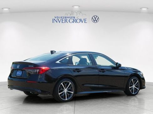 Used 2022 Honda Civic Touring image 7