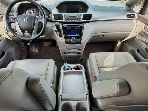 Used 2017 Honda Odyssey EX-L image 38