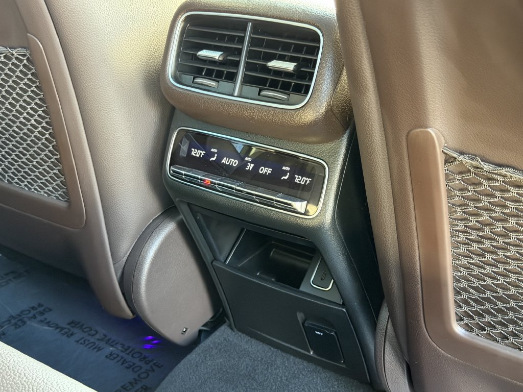 Used 2022 Mercedes-Benz GLS 450 4MATIC image 14