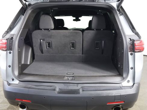 Used 2023 Chevrolet Traverse LT image 20