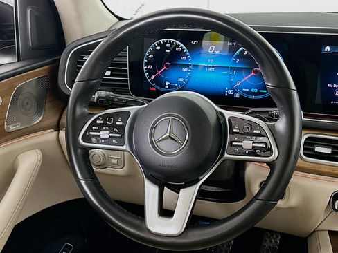 Used 2023 Mercedes-Benz GLE 450 4MATIC w/ AMG Line Exterior image 8