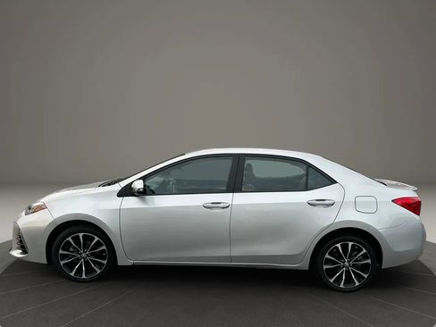 Used 2019 Toyota Corolla SE image 4