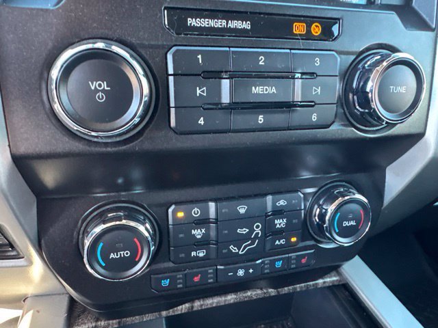 Used 2019 Ford F250 Lariat w/ Lariat Ultimate Package AWD/4WD image 17