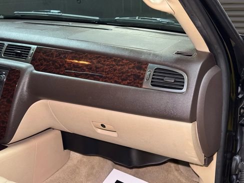 Used 2007 GMC Yukon Denali image 45