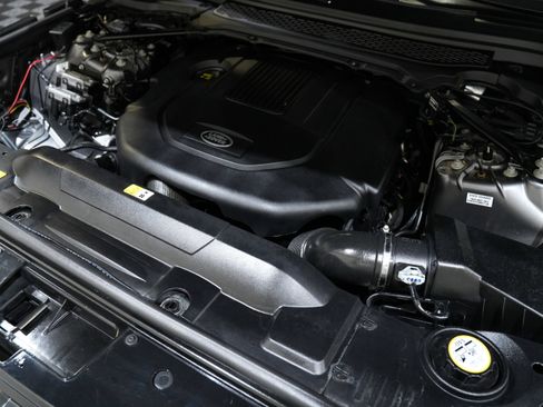 Used 2016 Land Rover Range Rover image 51