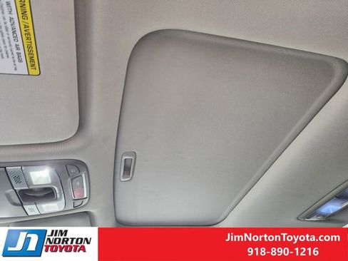 Used 2024 Kia Telluride SX w/ Towing Package AWD/4WD image 26