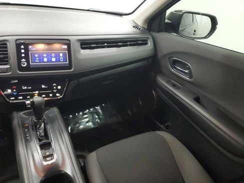 Certified 2022 Honda HR-V EX image 16