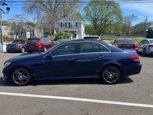 Used 2016 Mercedes-Benz E 350 4MATIC Sedan image 11