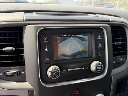 Used 2018 RAM 2500 Tradesman w/ Chrome Appearance Group image 22