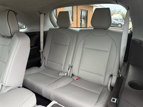 Used 2017 Acura MDX SH-AWD w/ Advance Package image 24