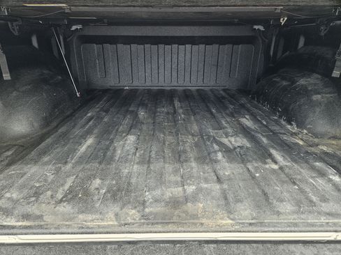 Used 2021 RAM 1500 Laramie AWD/4WD image 34