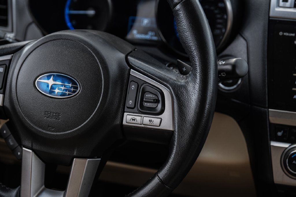 Used 2017 Subaru Outback 2.5i Limited AWD/4WD image 15