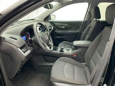 Certified 2023 GMC Terrain SLE w/ Driver Convenience Package image 5