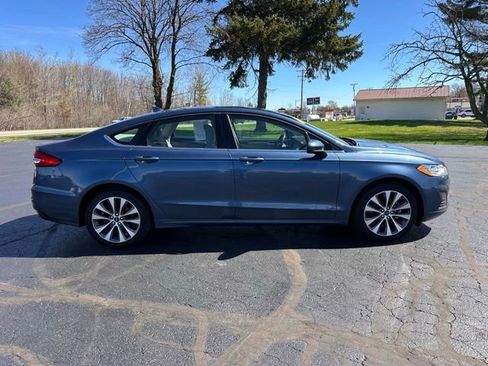 Used 2019 Ford Fusion SE AWD/4WD image 6