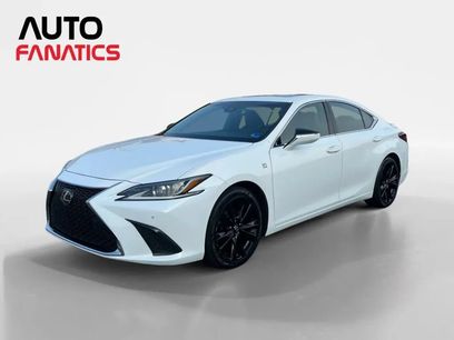 Used 2019 Lexus ES 350 F Sport w/ Accessory Package 2