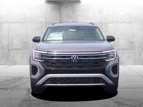 New 2026 Volkswagen Atlas Peak Edition AWD/4WD image 4