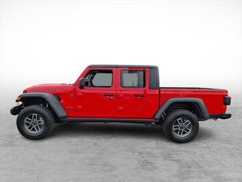Certified 2026 Jeep Gladiator Mojave AWD/4WD image 2