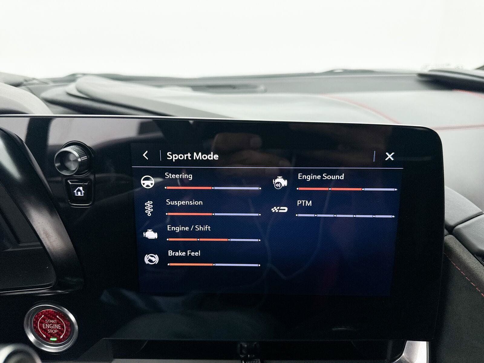 Used 2021 Chevrolet Corvette Stingray Premium Cpe w/ Z51 Performance Package RWD image 13