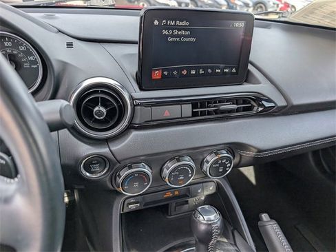 Used 2022 MAZDA MX-5 Miata RF Grand Touring image 13