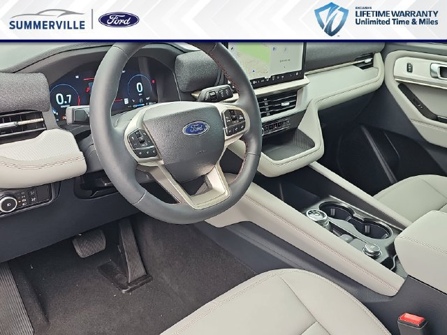 New 2026 Ford Explorer Active w/ Active Comfort Package RWD image 19