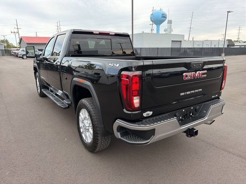 Used 2024 GMC Sierra 2500 SLE w/ SLE Value Package AWD/4WD image 8