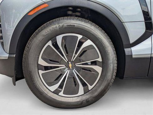 New 2025 Chevrolet Blazer EV LT image 9