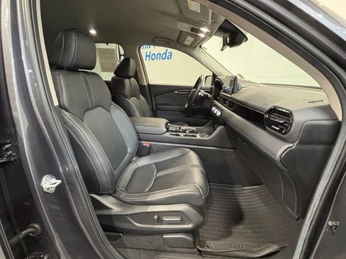 Certified 2025 Honda Pilot EX-L image 38