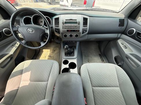 Used 2010 Toyota Tacoma 4x4 Access Cab w/ SR5 Pkg #2 image 14