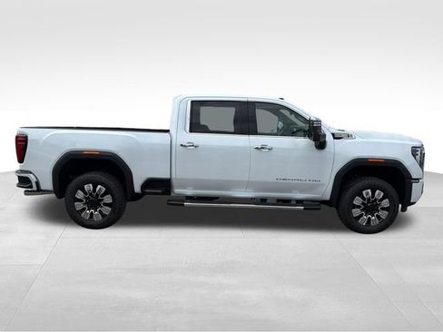 New 2026 GMC Sierra 2500 Denali w/ Denali Reserve Package AWD/4WD image 8