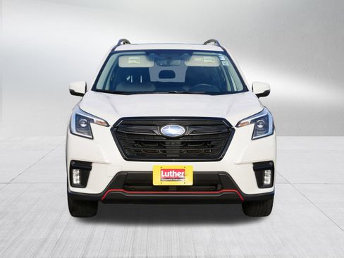 Used 2023 Subaru Forester Sport image 2