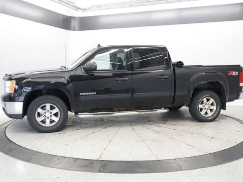 Used 2011 GMC Sierra 1500 SLE w/ Power Tech Package AWD/4WD image 2
