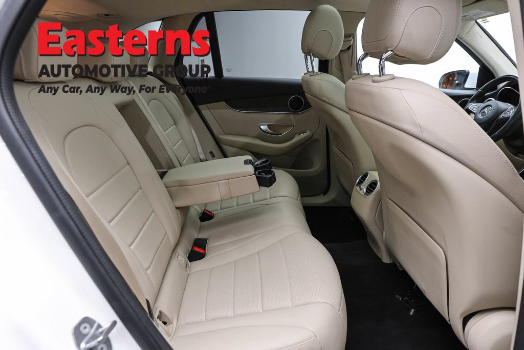 Used 2019 Mercedes-Benz GLC 300 4MATIC image 26